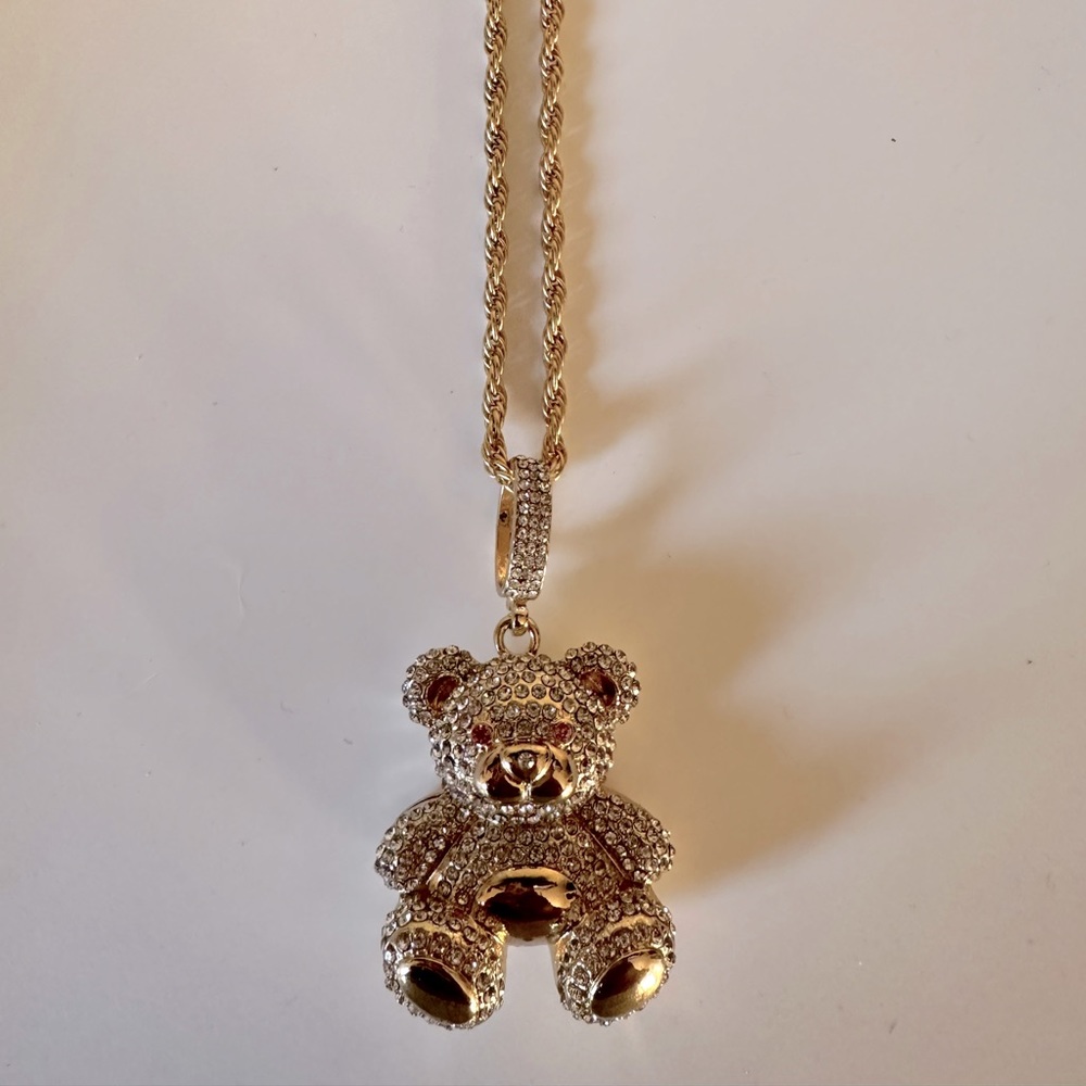 Oversized Bear Necklace 🧸